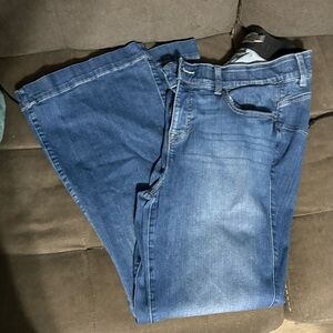 Torrid bombshell flare